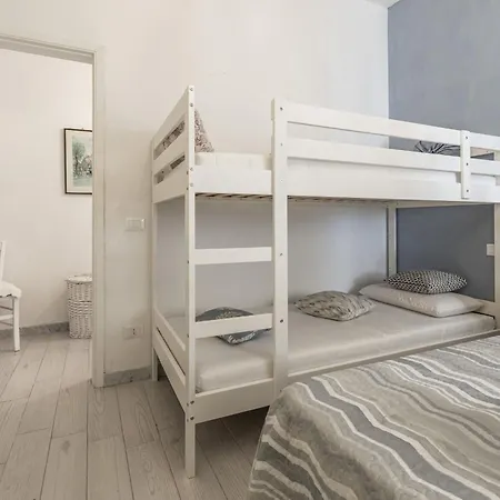Casa Liliana Ac, Wifi, Dei Marmi Holiday home *